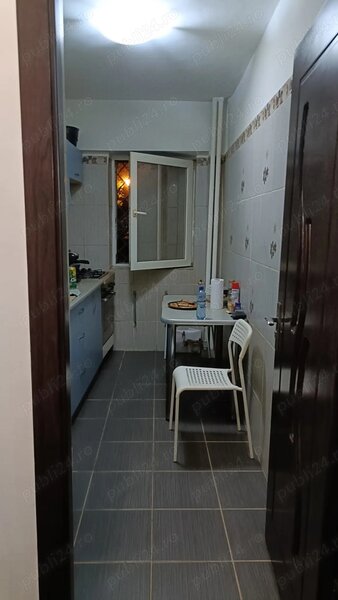 Tinetretului, Sector 4, apartament 2 camere 54 mp.